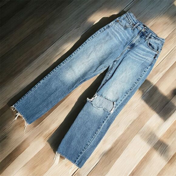 Silver Jeans Highly Desirable Straight Leg Blue Denim Jeans 26” Distressed Mom - Picture 1 of 8